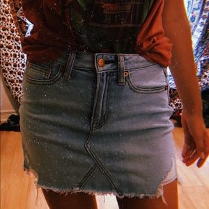 American eagle mini denim skirt